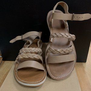 KAHIKO KOO TAN OLUKAI 9 SANDALS